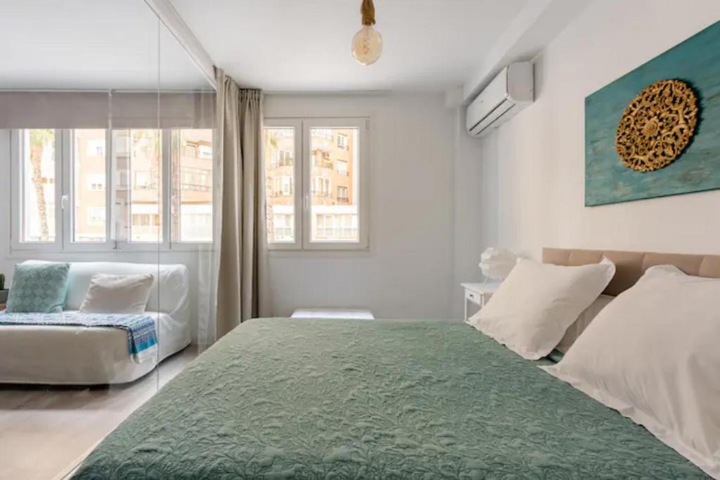 Nuevo Apartamento Lujo Playa Malagueta-Centro Málaga Exterior foto